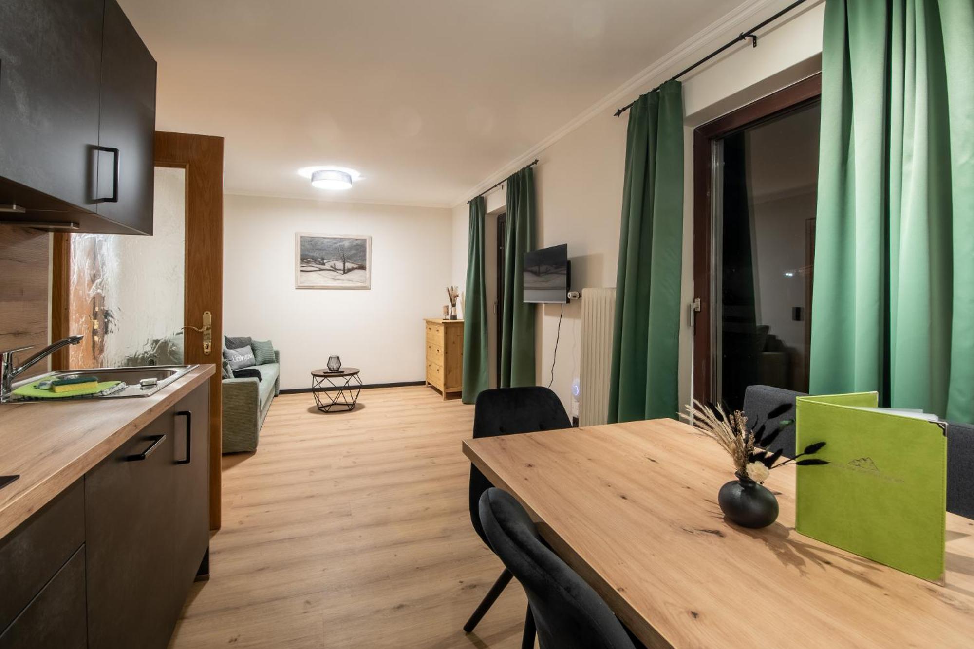 באד גסטיין Bergblick Appartements מראה חיצוני תמונה